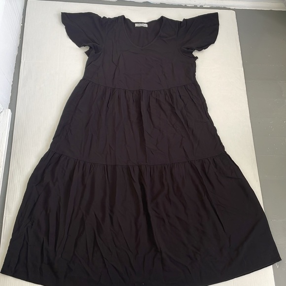 Airisa Women’s Black V-Neck Flutter Sleeve Tiered Cotton Midi Dress Sundress M/L - Picture 14 of 14